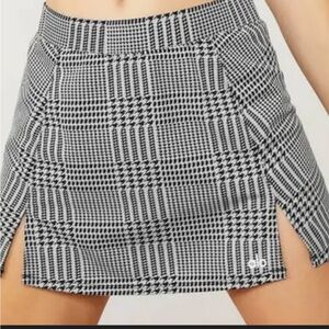 Black-and-white ALO houndstooth mini skirt